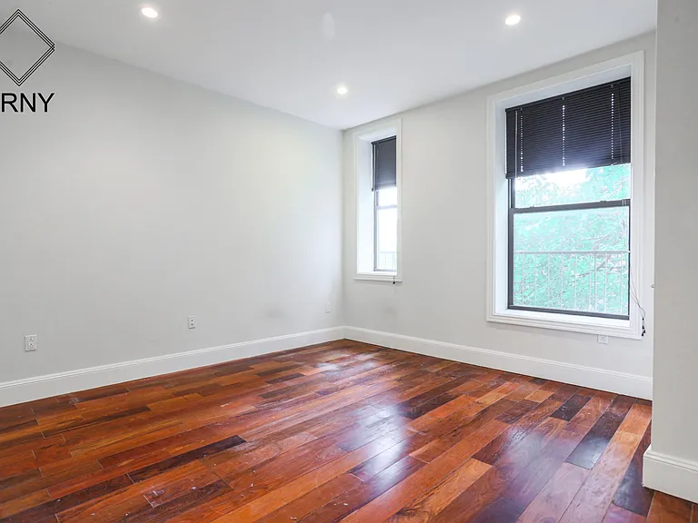 46 New York Ave #3B — Photo 5