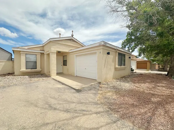 1869 Peach Rd NE, Rio Rancho, NM 87144