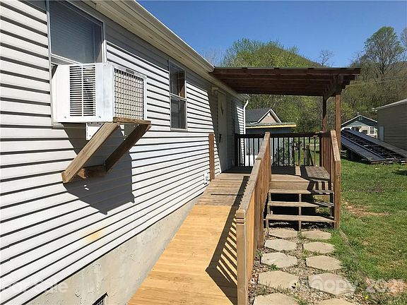 2nd image of 33 Cornwell Dr