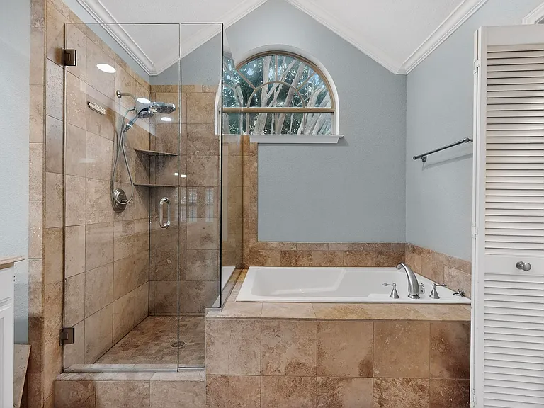 4810 Stanford Ave — Photo 13