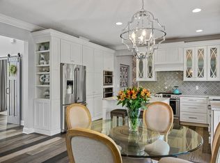 6800 Highover Dr, Chanhassen, MN 55317