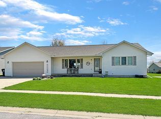 604 Genesis Ave, Marshall, MN 56258