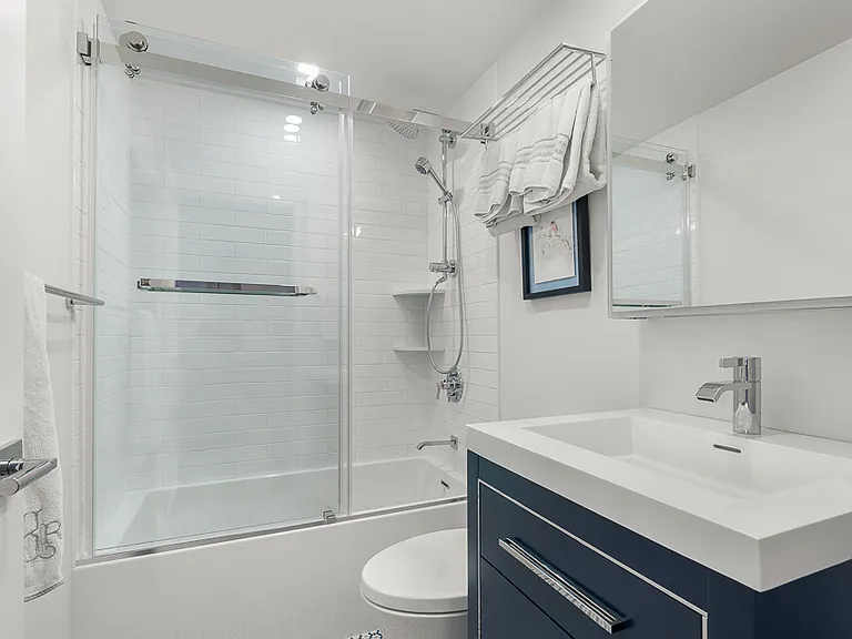 107 Greenwich Ave #2 — Photo 15