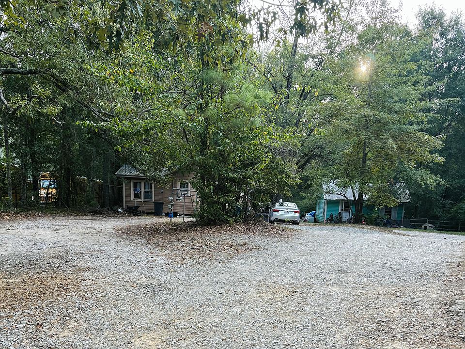 1st image of 220 Red Town Rd