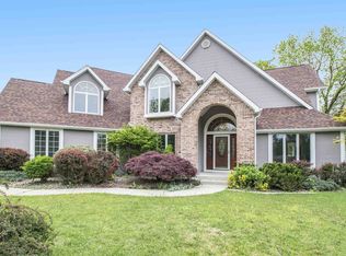 22558 Spicewood Dr, Goshen, IN 46528
