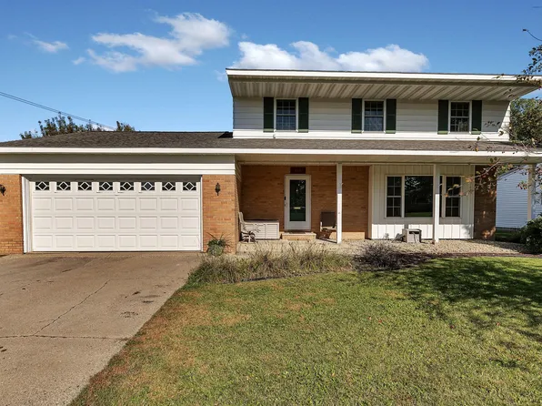 111 Washburne Dr, Paynesville, MN 56362