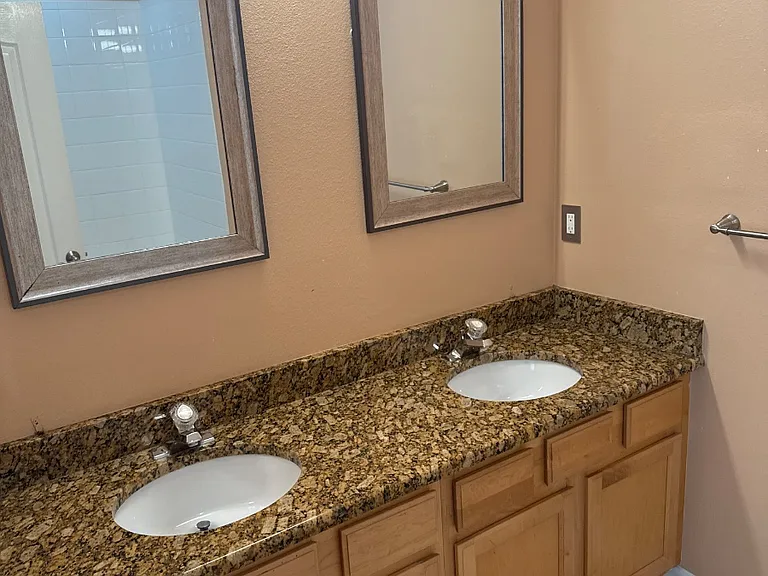 5655 S Macdill Ave — Photo 12