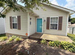 5802 Lake Erie Dr, Louisville, KY 40291
