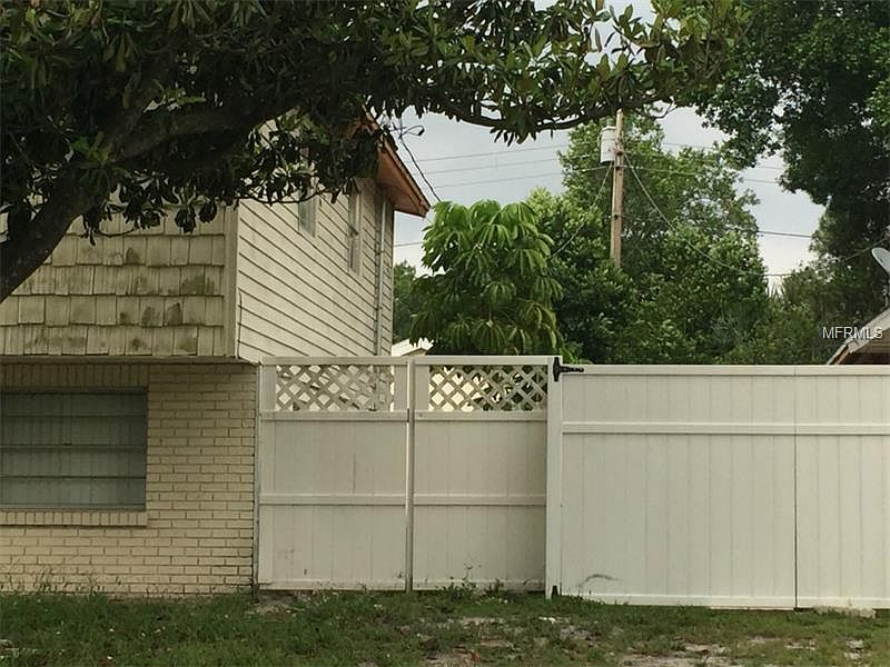 2nd image of 6425 Crest Hill Dr