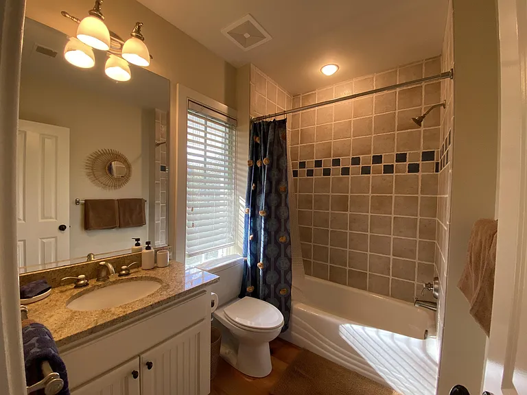 149 N Shelmore Blvd — Photo 10