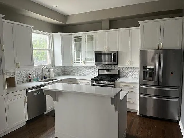 916 N Elizabeth St — Photo 21