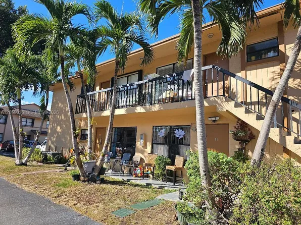 2505 W 67th Pl #2227, Hialeah, FL 33016