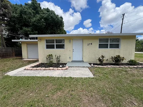 275 Pineapple St Photo 1