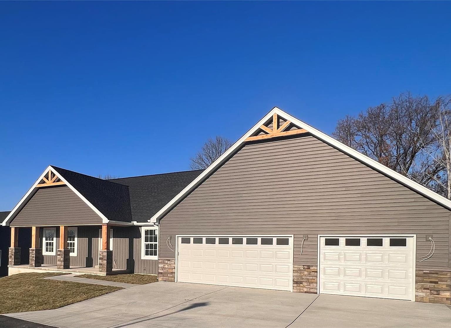 2726 Royal Oak Dr, High Ridge, MO 63049 Zillow