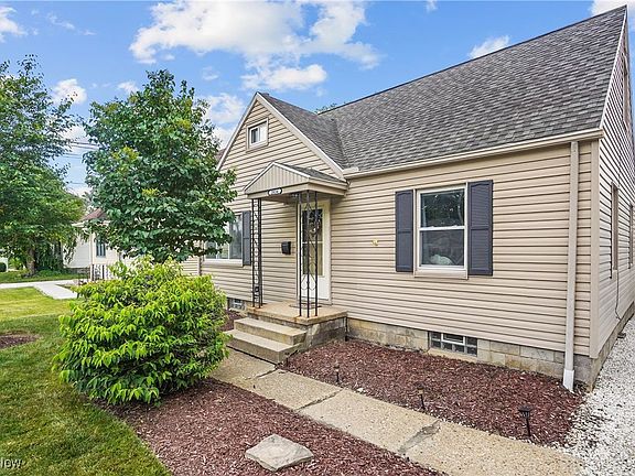2nd image of 2834 10th St