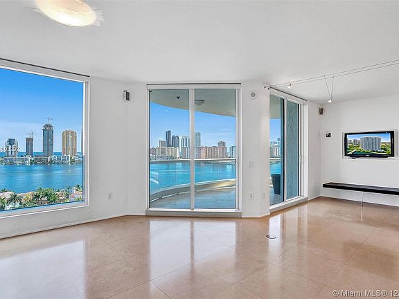 3rd image of 6000 Island Blvd APT 1504