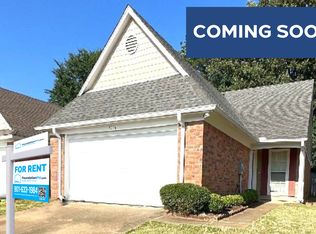 7586 Iris Dr, Southaven, MS 38671