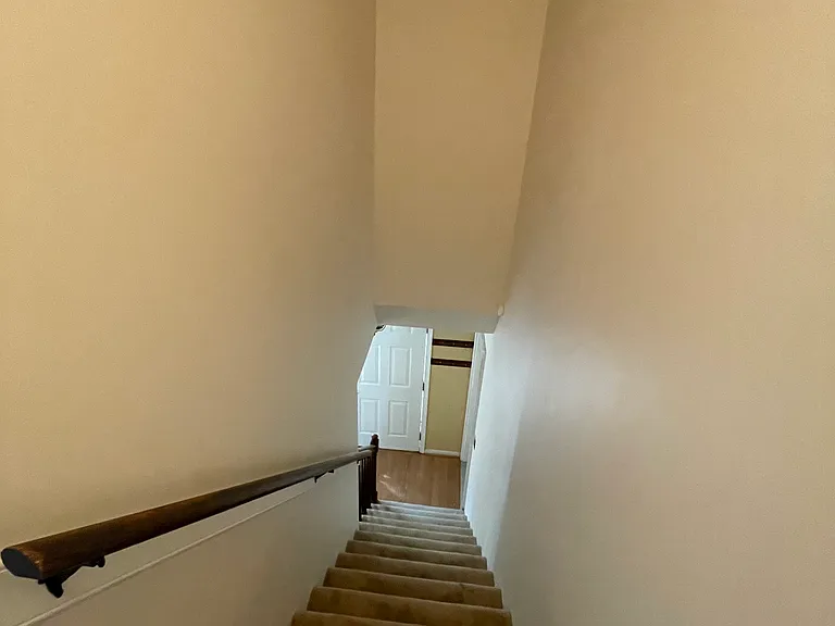 9 Warwick Cir — Photo 8