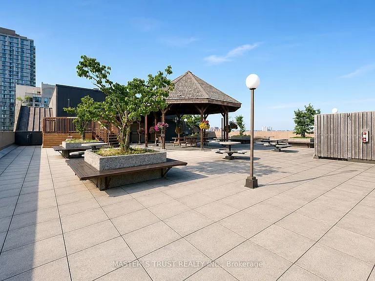 117 Gerrard St E #413 — Photo 19