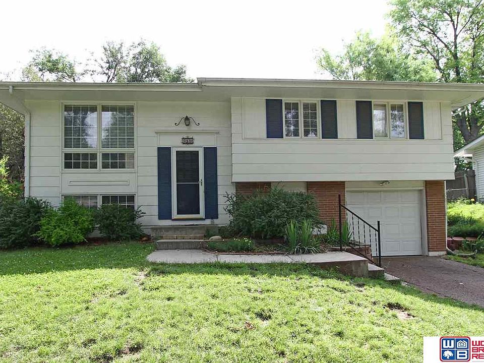 1st image of 510 W Broadview Dr