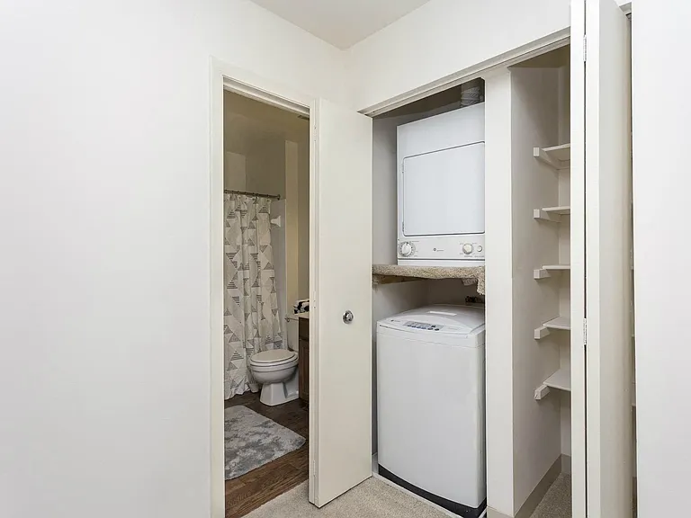 Regency Club Townhomes & Apartments — Photo 18