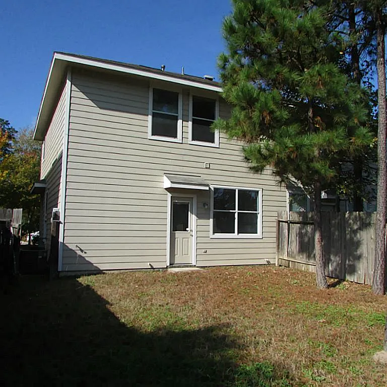 3 bed, 2.5 bath, 1512 sqft, $1,700 — Photo 4