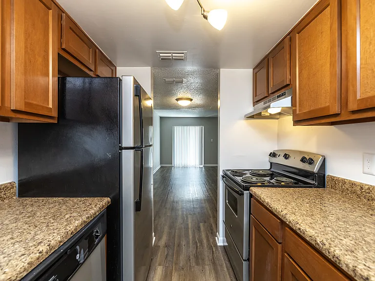 Valley View Town & Garden Homes — Photo 10
