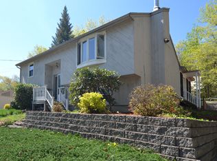 77 Conant Rd, Nashua, NH 03062