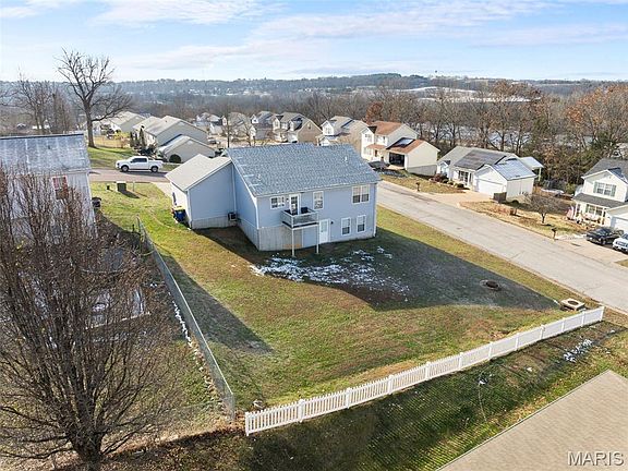 2nd image of 323 Park Hill Dr
