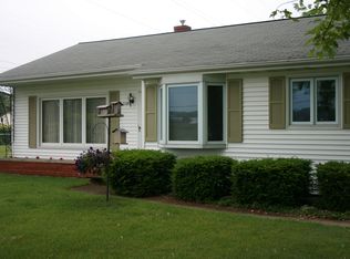 2140 Manitowoc Rd, Green Bay, WI 54302