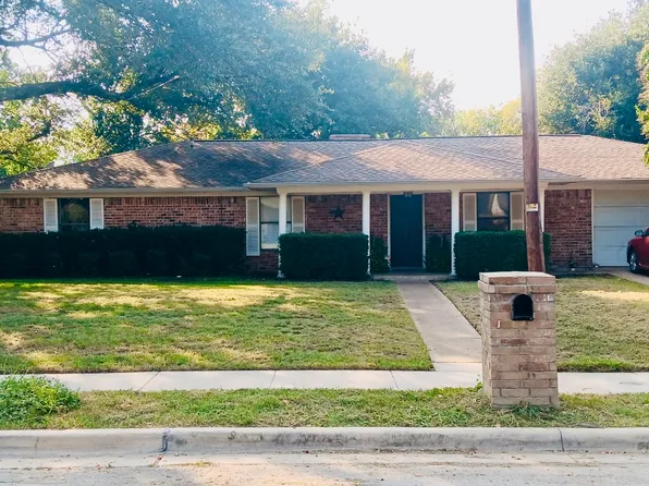 1322 Main St, Kaufman, TX 75142