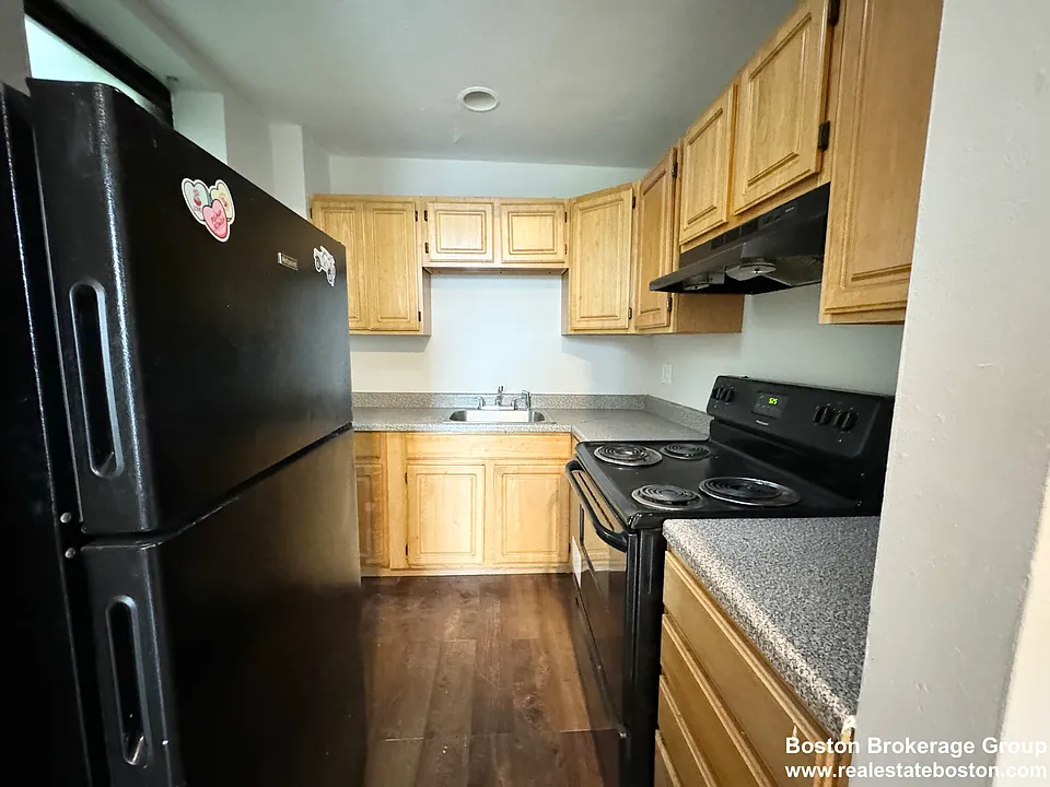 15 Ruggles St #5