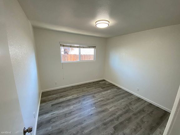 3rd image of 33082 Adelfa St APT C