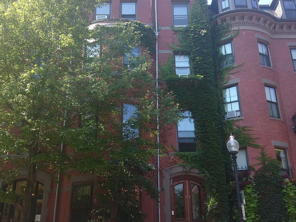 2nd image of 39 E Concord St #4