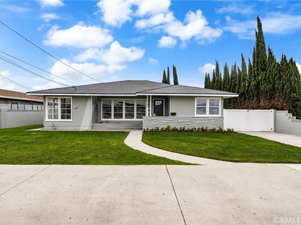 8392 Walker St, La Palma, CA 90623