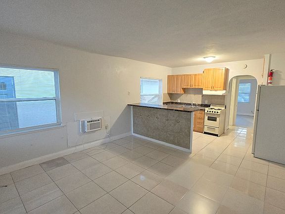 2nd image of 1601 9th Ave W #1609
