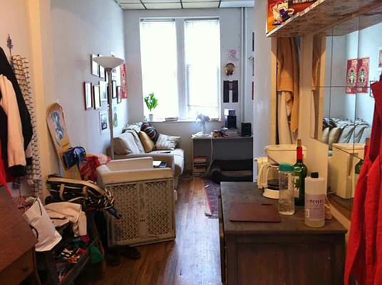 Rented by David Francis New York LLC | media 4