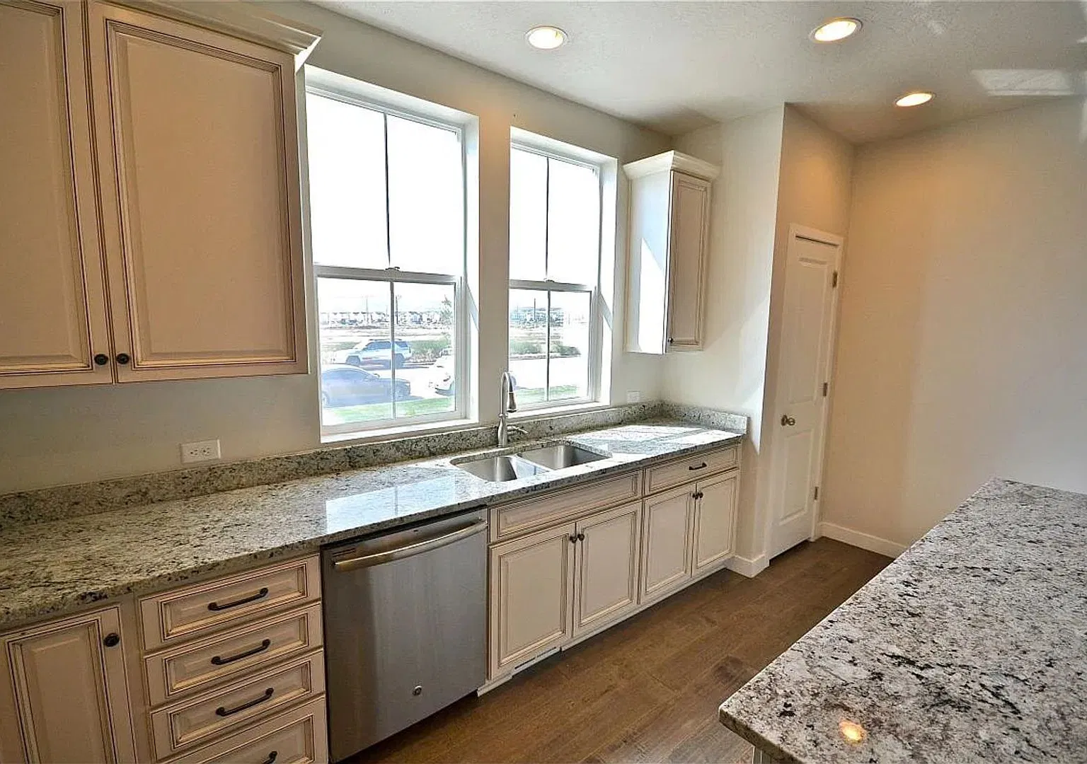 Charming 3BR House in Lehi — Photo 4