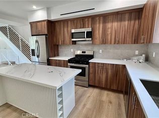 5635 Klump Ave, North Hollywood, CA 91601