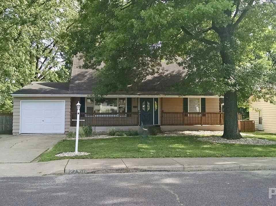 1st image of 2710 W Fountaindale Dr