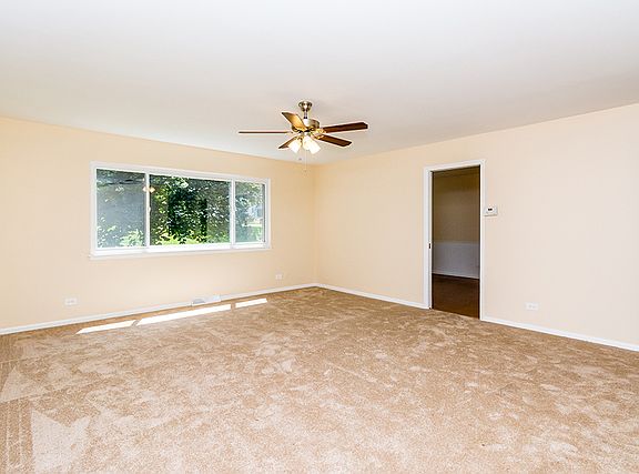 5th image of 3009 Roberts Dr