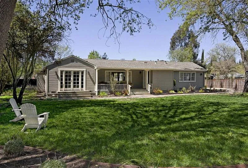761 Diablo Rd photo 1
