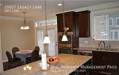 3rd image of 10607 Legacy Ln