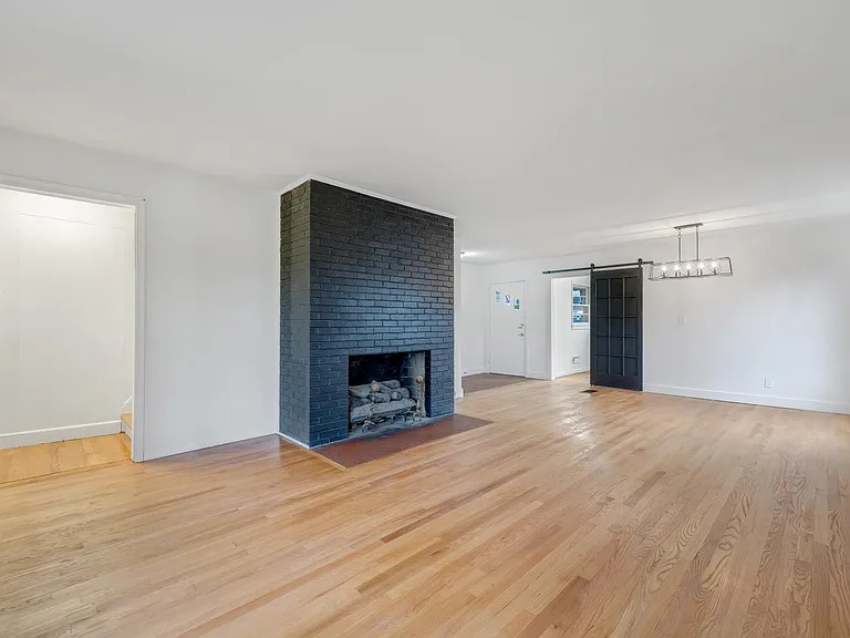 553 Dillard Rd SW — Photo 32