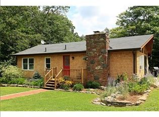 147 Salem Rd, Pound Ridge, NY 10576