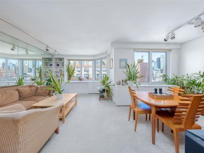 301 E 22nd Street #17E, New York, NY, 10010
