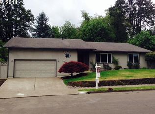 17211 Robb Pl, Lake Oswego, OR 97034