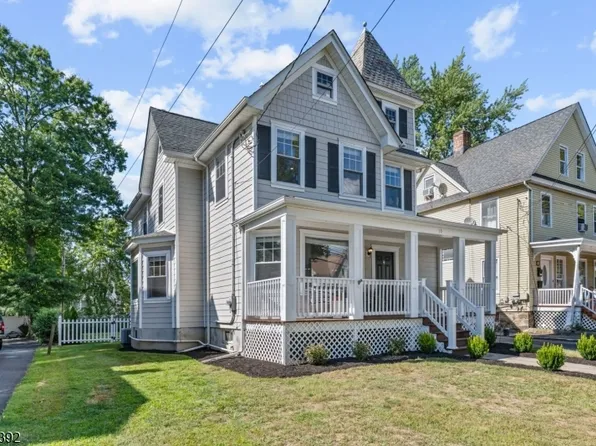 30 Hillside Ave, Chatham Boro, NJ 07928