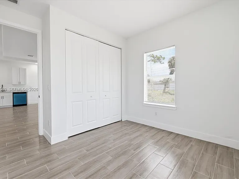 195 W Port Charlotte #B — Photo 24