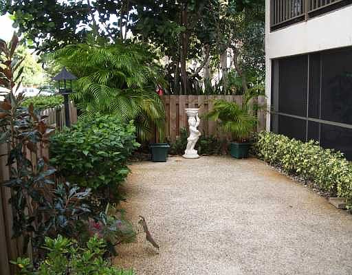 2nd image of 1660 Twelve Oaks Way APT 105